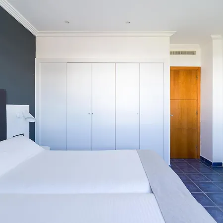 The Mirador Papagayo 4*